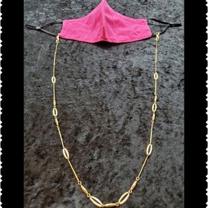 Mask Jewelry/Necklace Holder NWT
